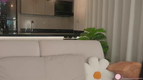 Snapshot of daphne_cooper1 chatting on May 29, 2026, 1:03 am daphne_cooper1 online show from May 29, 2026, 1:03 am