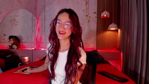 Daphne online show from February 4, 2025, 11:38 am