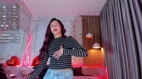 Daphne online show from February 18, 2025, 5:53 pm