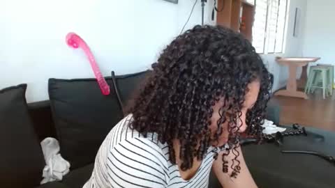 Snapshot of daphne_grande chatting on February 24, 2026, 12:58 pm daphne_grande online show from February 24, 2026, 12:58 pm