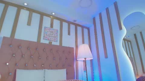Snapshot of daphne_velmont chatting on July 14, 2026, 10:21 am Daphne Velmont online show from July 14, 2026, 10:21 am