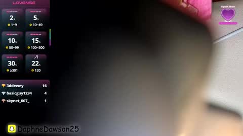 Snapshot of daphnedixon chatting on February 2, 2026, 9:08 am daphnedixon online show from February 2, 2026, 9:08 am
