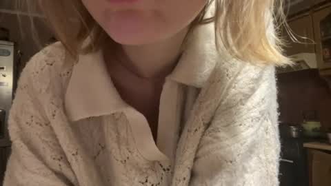 Monika online show from April 9, 2026, 6:24 pm