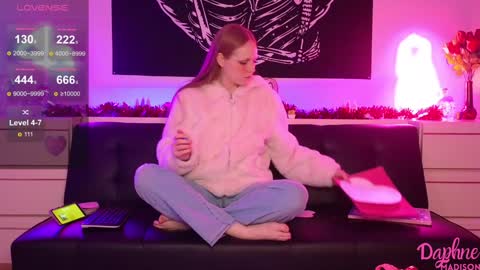 Daphne Madison online show from February 5, 2025, 2:40 am