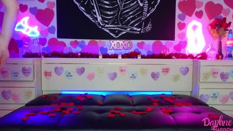 Daphne Madison online show from February 10, 2025, 8:42 pm