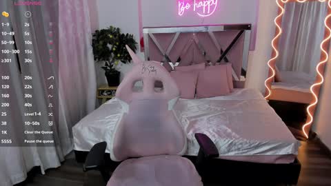 Snapshot of daphnne_tay chatting on February 21, 2025, 3:23 am dhapnne online show from February 21, 2025, 3:23 am