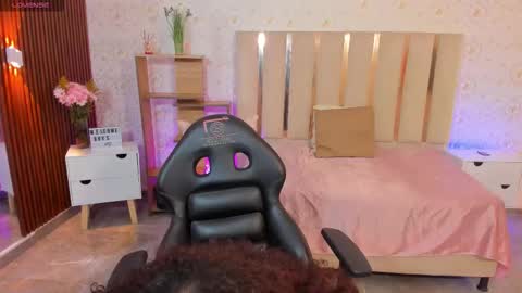 Snapshot of daphnne_tay chatting on September 9, 2025, 3:28 am dhapnne online show from September 9, 2025, 3:28 am