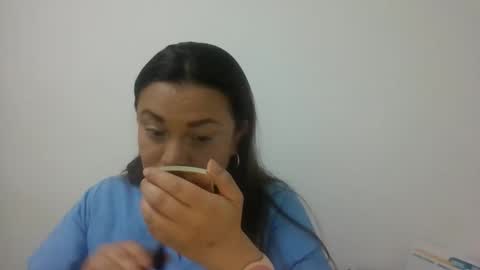 dapnne online show from November 5, 2025, 7:58 pm