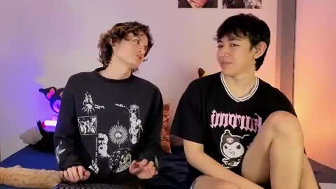 darcy_and_stolas online show from April 16, 2026, 12:55 am