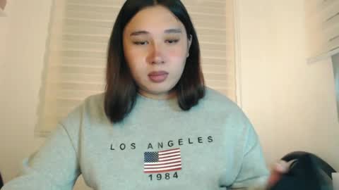 Snapshot of darcy_world chatting on June 26, 2026, 12:37 am DARCY online show from June 26, 2026, 12:37 am