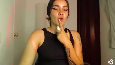 Darcy Reed3 online show from December 6, 2024, 11:47 pm