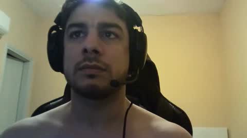 dario12rodriguez online show from October 16, 2025, 11:50 pm