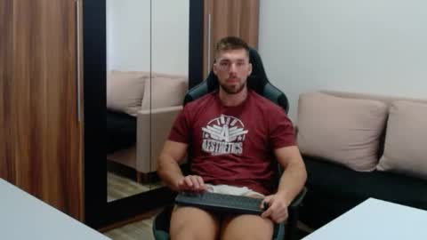 darius_94 online show from February 21, 2026, 12:28 pm