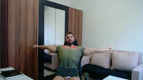 darius_94 online show from March 15, 2026, 5:24 am