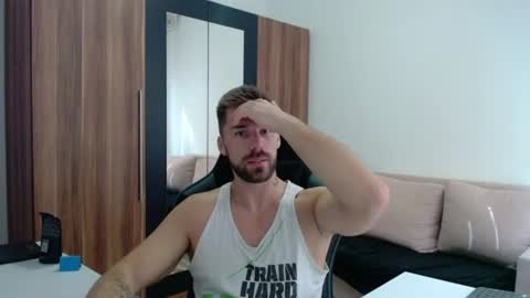 Snapshot of darius_94 chatting on July 7, 2026, 7:09 am darius_94 online show from July 7, 2026, 7:09 am