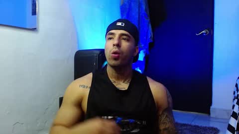 Darius Phoenix  online show from November 4, 2025, 7:57 pm