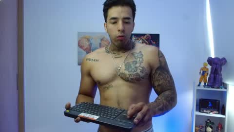 Darius Phoenix  online show from May 28, 2026, 6:05 pm