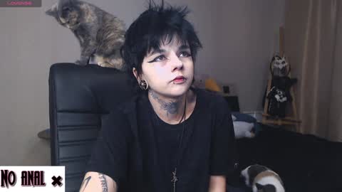 Snapshot of dark__elf chatting on January 21, 2025, 10:41 pm Anessa online show from January 21, 2025, 10:41 pm