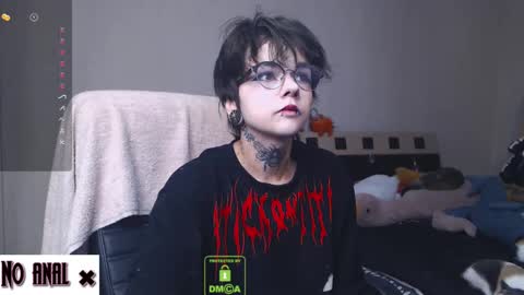 Snapshot of dark__elf chatting on March 6, 2025, 10:15 pm Anessa online show from March 6, 2025, 10:15 pm