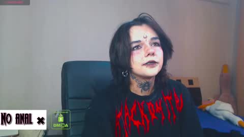 Snapshot of dark__elf chatting on October 14, 2025, 9:37 pm Anessa online show from October 14, 2025, 9:37 pm