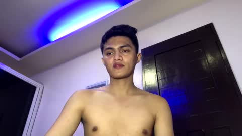 Snapshot of dark_angel69x chatting on December 23, 2024, 3:44 pm Guile online show from December 23, 2024, 3:44 pm