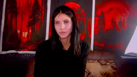 dark_briilliant online show from November 20, 2025, 3:12 pm