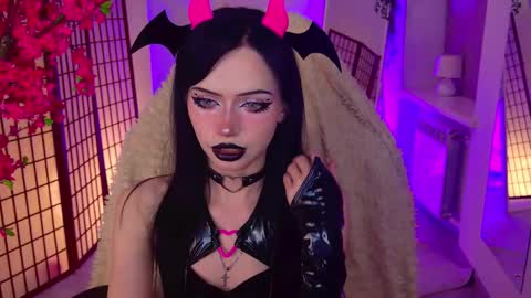 Snapshot of dark_diva chatting on February 20, 2026, 9:04 pm Diva online show from February 20, 2026, 9:04 pm