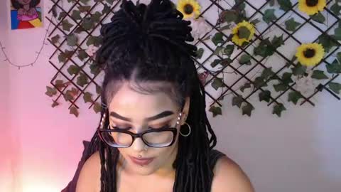 dark_flama online show from July 25, 2026, 12:53 am