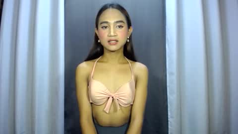 LIANNA online show from April 4, 2026, 4:33 am