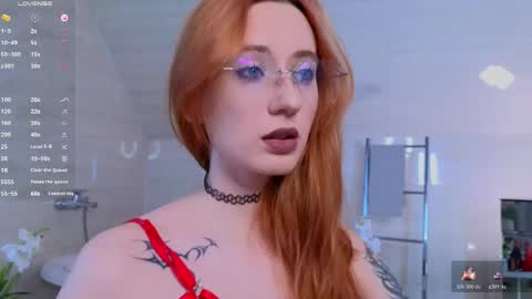 Lola online show from April 24, 2026, 2:25 am