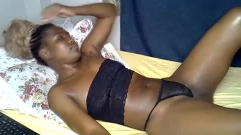 dark_petite_ online show from July 18, 2026, 5:55 am