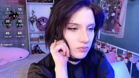 Snapshot of dark_vamp_ chatting on January 8, 2026, 7:27 pm Vamp online show from January 8, 2026, 7:27 pm