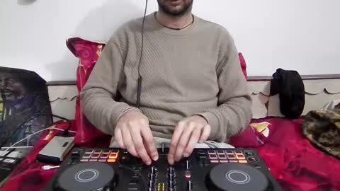 just a guy online show from November 7, 2025, 7:14 pm