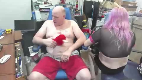 Darkest Paradox online show from February 15, 2026, 1:41 pm