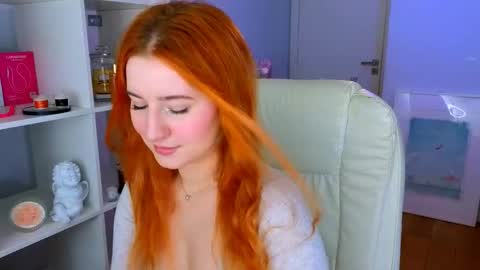 darkmoon____ online show from February 5, 2026, 2:22 pm