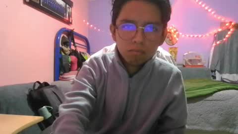 Snapshot of darknex_ chatting on May 10, 2026, 5:12 am Jose Ian online show from May 10, 2026, 5:12 am