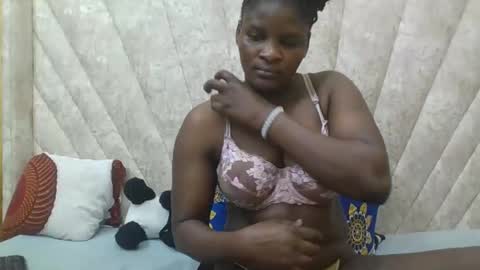 SHANICE online show from October 22, 2025, 12:00 am