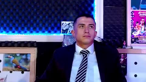 DARKO0717 online show from March 8, 2025, 3:24 pm