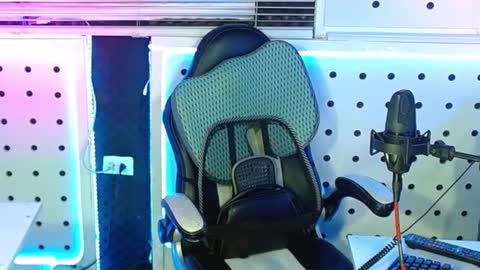 DARKO0717 online show from September 30, 2025, 1:21 am