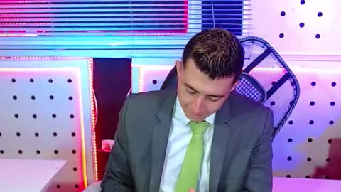 DARKO0717 online show from November 5, 2025, 12:16 pm