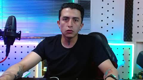 DARKO0717 online show from April 9, 2026, 1:49 am