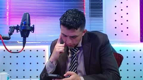 DARKO0717 online show from April 16, 2026, 5:14 pm