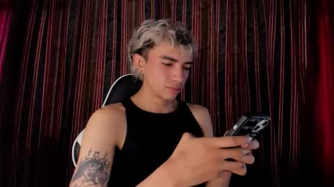 Snapshot of darkodark0 chatting on December 21, 2025, 6:26 pm Darko online show from December 21, 2025, 6:26 pm