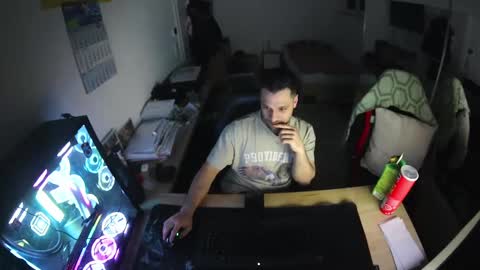 darkschneider_ online show from February 15, 2025, 5:51 am