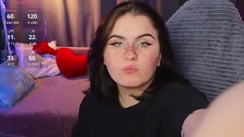 Snapshot of darksh1ne chatting on February 7, 2026, 10:30 am Shine online show from February 7, 2026, 10:30 am