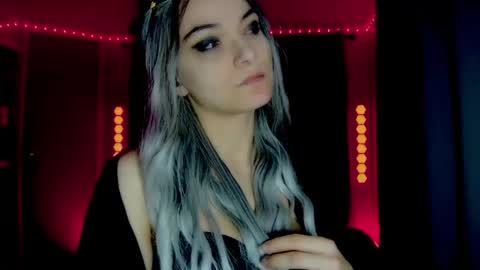 Snapshot of darkskullmistress chatting on April 25, 2026, 3:42 am roseredgoddess online show from April 25, 2026, 3:42 am