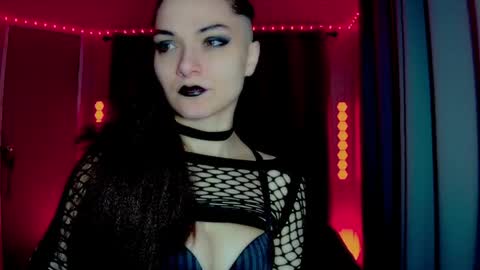 Snapshot of darkskullmistress chatting on May 15, 2026, 3:02 am roseredgoddess online show from May 15, 2026, 3:02 am