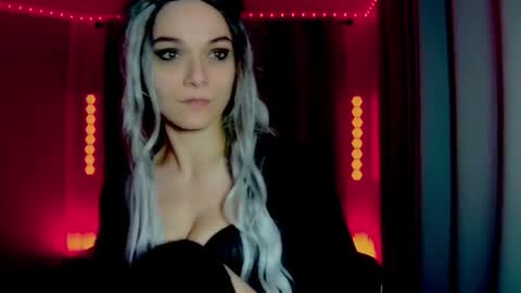 Snapshot of darkskullmistress chatting on June 11, 2026, 1:27 am roseredgoddess online show from June 11, 2026, 1:27 am