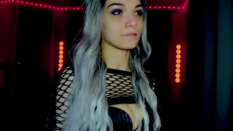 Snapshot of darkskullmistress chatting on June 13, 2026, 1:03 am roseredgoddess online show from June 13, 2026, 1:03 am