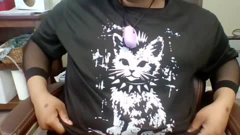 DarkSundaze online show from June 11, 2026, 5:44 pm